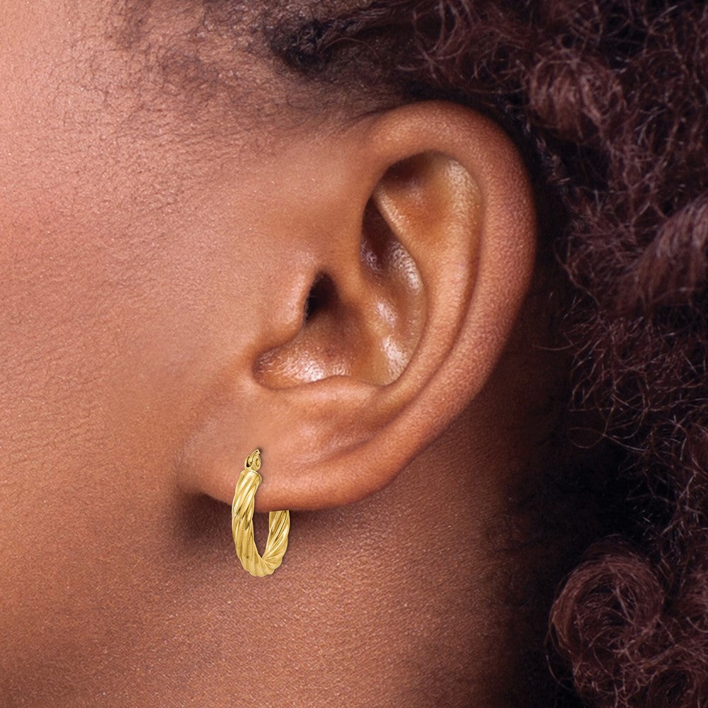 14K Yellow Gold Polished 2.75mm Twisted Hoop Earrings