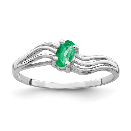 14k White Gold 5x3mm Oval Emerald ring