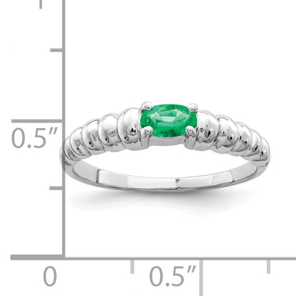 14k White Gold 5x3mm Oval Emerald ring