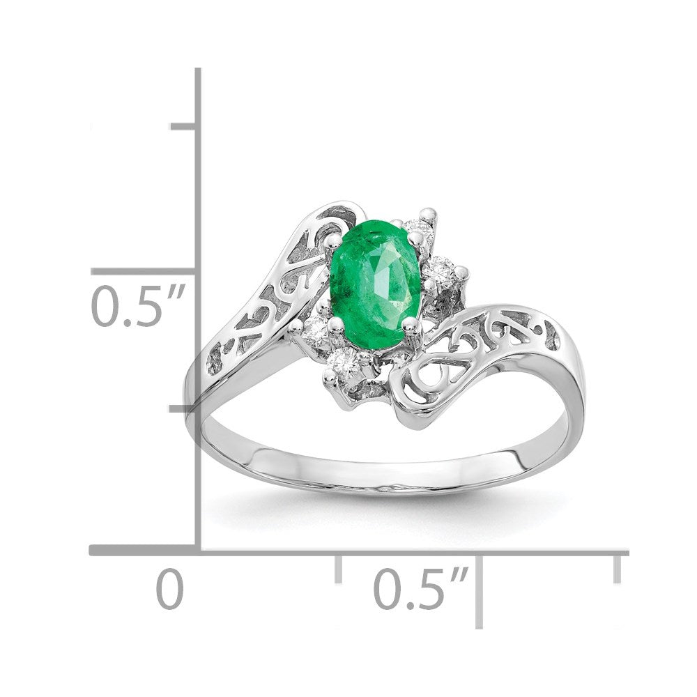 14k White Gold 6x4mm Oval Emerald A Real Diamond ring