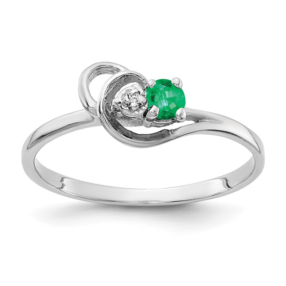 14K White Gold 3mm Emerald Vs Diamond Ring