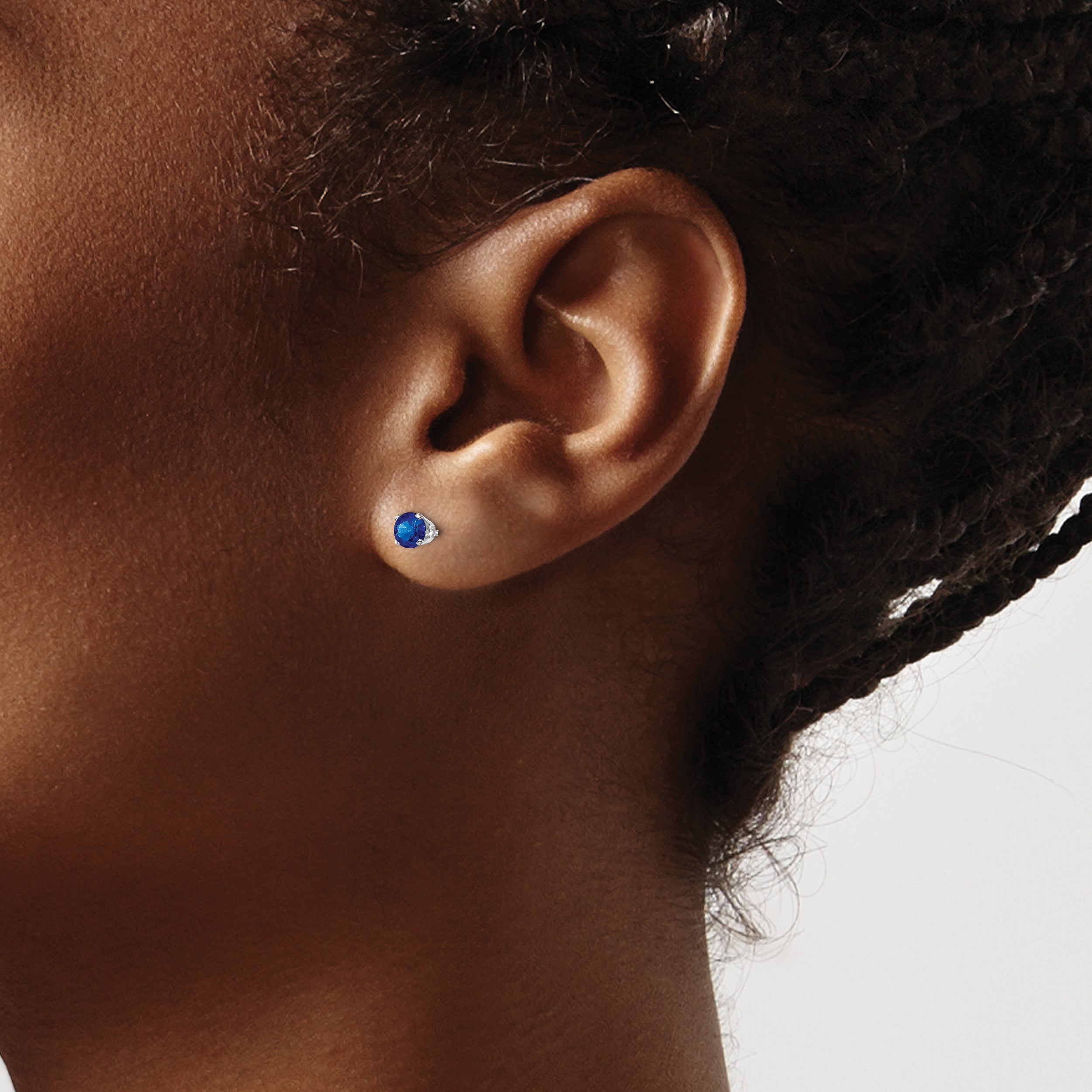 14K White Gold 4mm Sapphire Stud Earrings