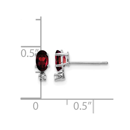 14k-white-gold-diamond-and-garnet-birthstone-earrings-xbe180w