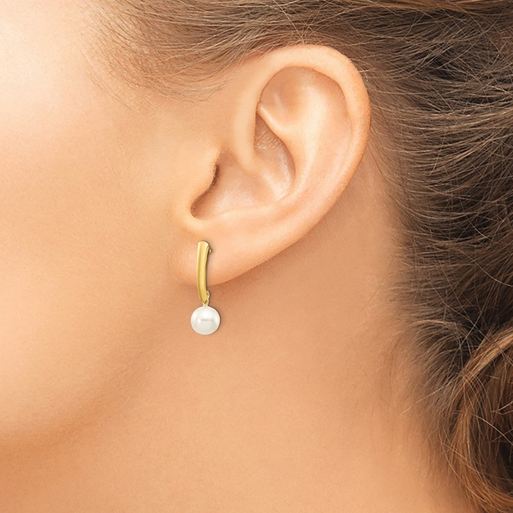 14K Yellow Gold 6 7mm White Round Freshwater Cultured Pearl Post Dangle Earrings