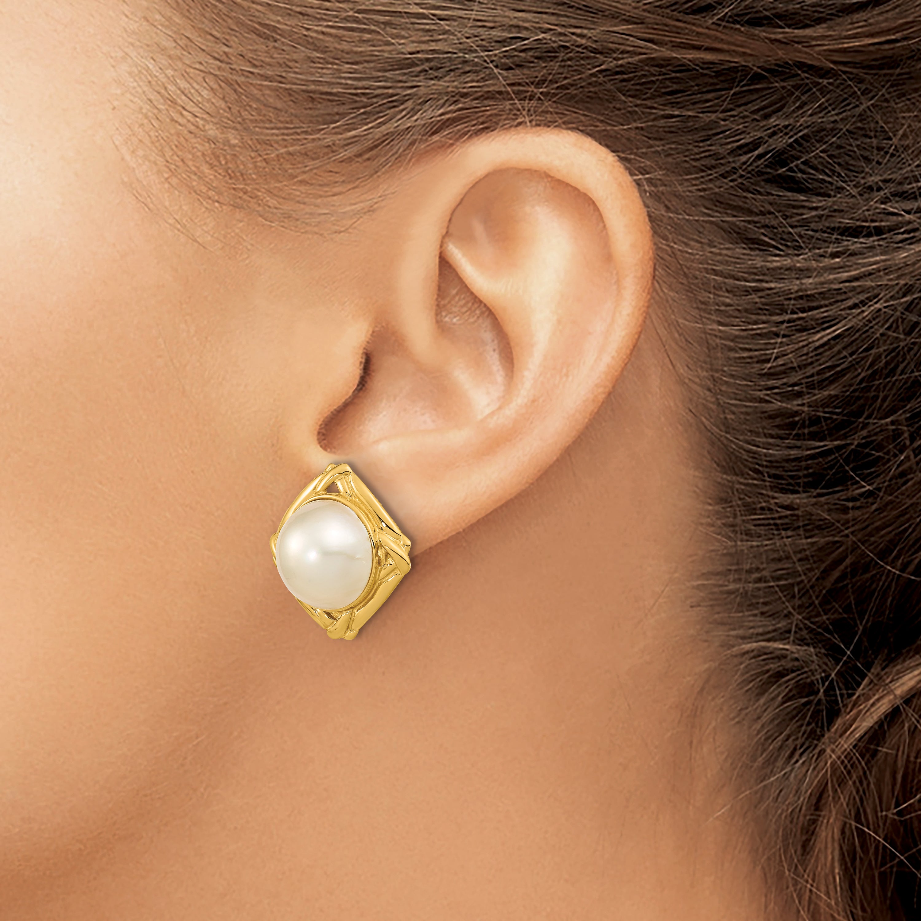 14K Yellow Gold 13 14mm White Mabe Saltwater Cultured Pearl Omega Back Earrings