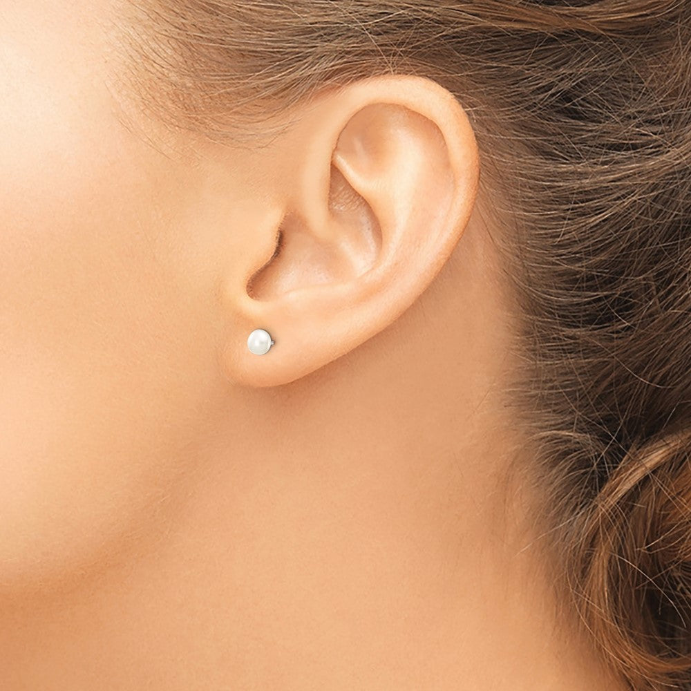 14K White Gold 4 5mm Button Freshwater Cultured Pearl Stud Post Earrings