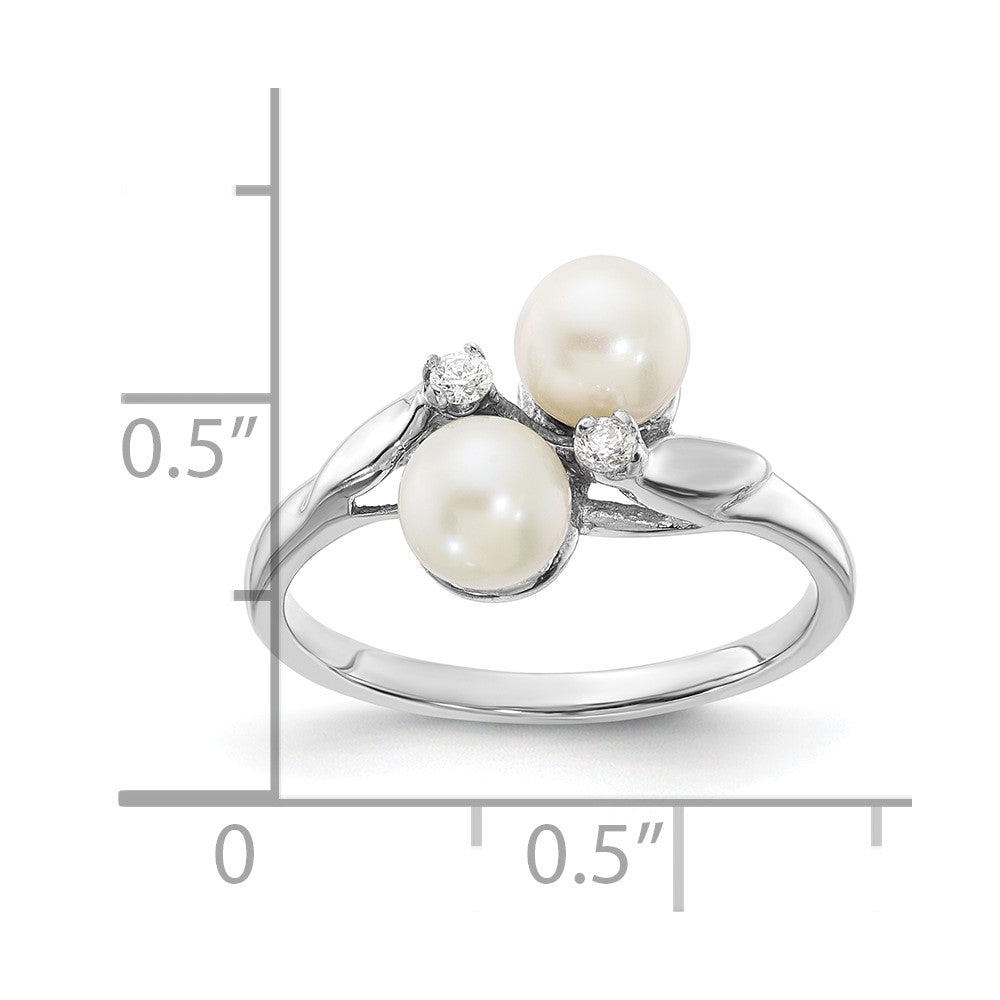 14k White Gold 5mm FW Cultured Pearl VS Diamond ring