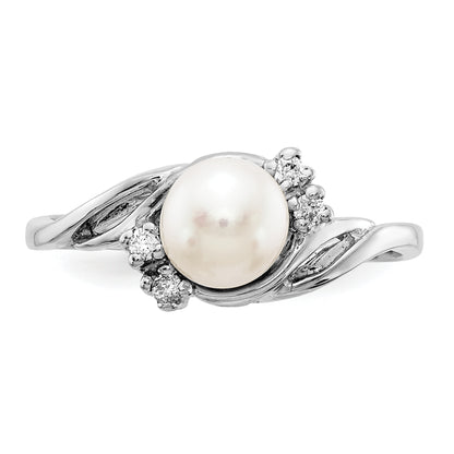 14k White Gold 6mm FW Cultured Pearl A Real Diamond ring