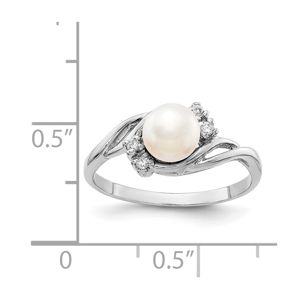 14k White Gold 6mm FW Cultured Pearl A Real Diamond ring