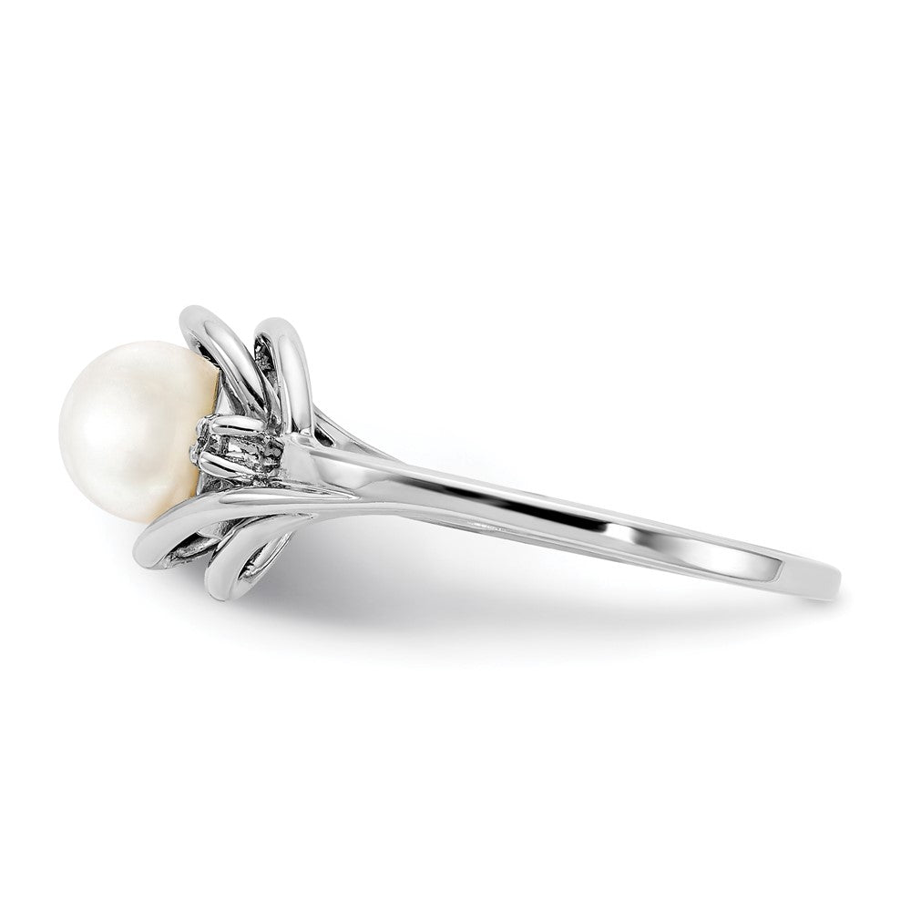 14K White Gold 5.5mm Fw Cultured Pearl Aaa Diamond Ring