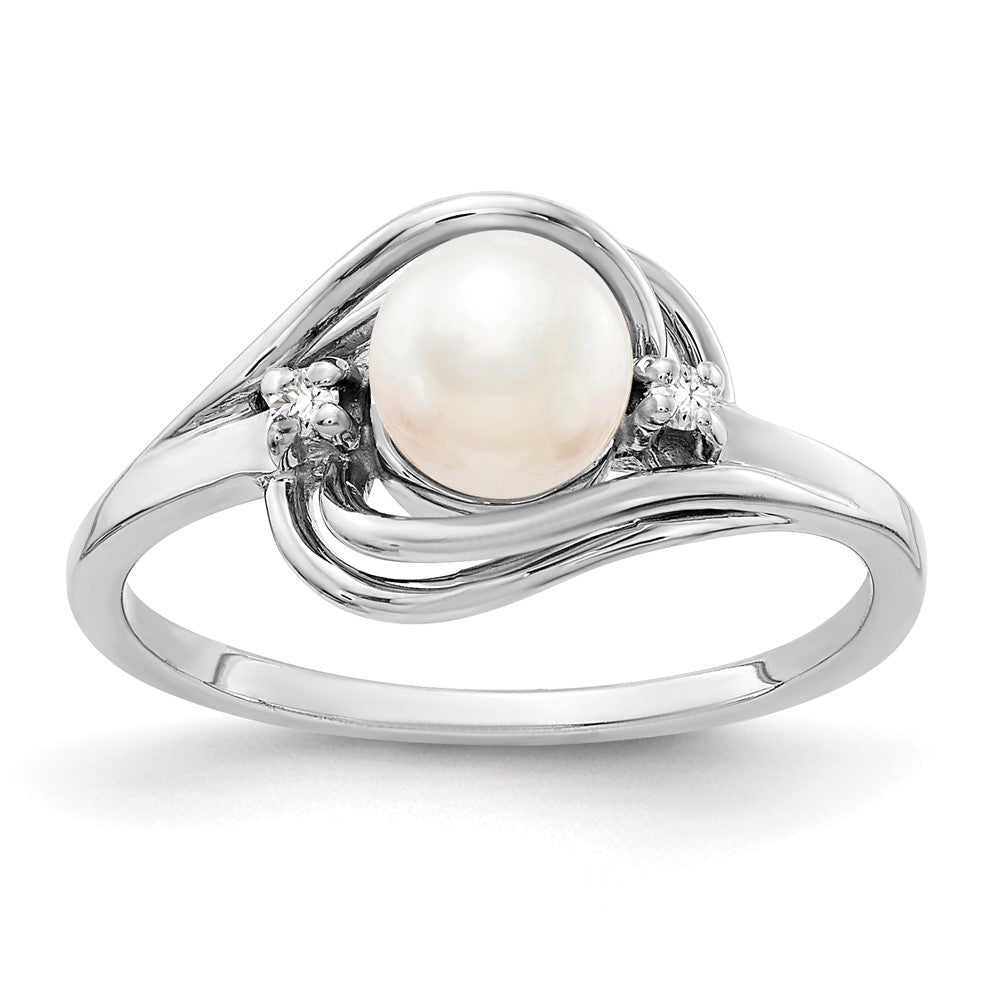 14K White Gold 5.5mm Fw Cultured Pearl Aaa Diamond Ring