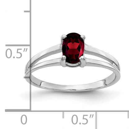 14k White Gold 6x4mm Oval Garnet Checker ring
