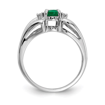 14k White Gold 6x4mm Oval Emerald A Real Diamond ring
