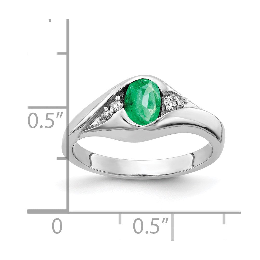 14k White Gold 6x4mm Oval Emerald A Real Diamond ring