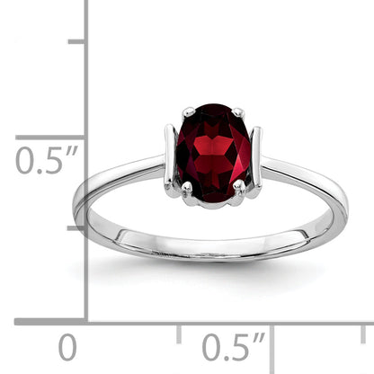 14k White Gold 7x5mm Oval Garnet ring