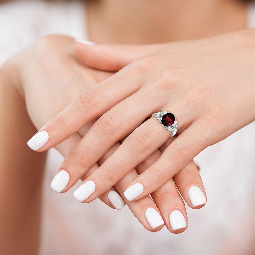 14k White Gold Garnet Real Diamond ring