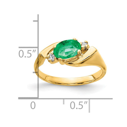 14K Yellow Gold 7x5mm Oval Emerald A Real Diamond ring