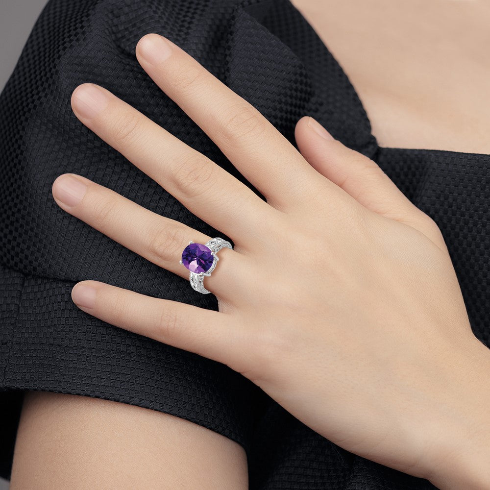 14k White Gold 12x10mm Oval Amethyst Checker A Real Diamond ring