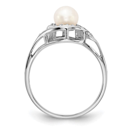 14k White Gold 5.5mm FW Cultured Pearl A Real Diamond ring