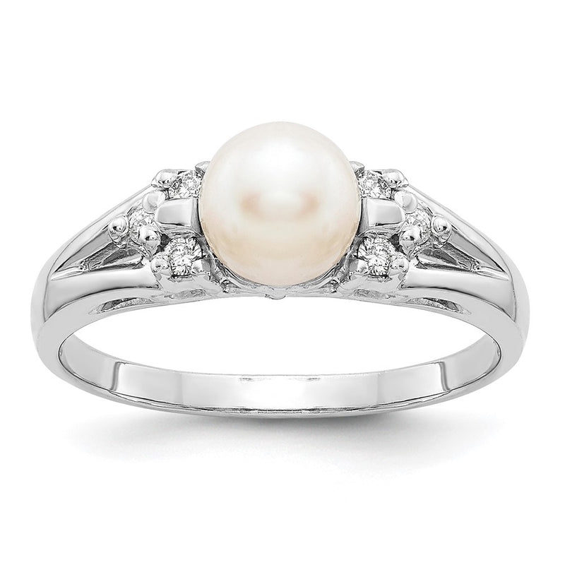 14k White Gold 6mm FW Cultured Pearl A Real Diamond ring