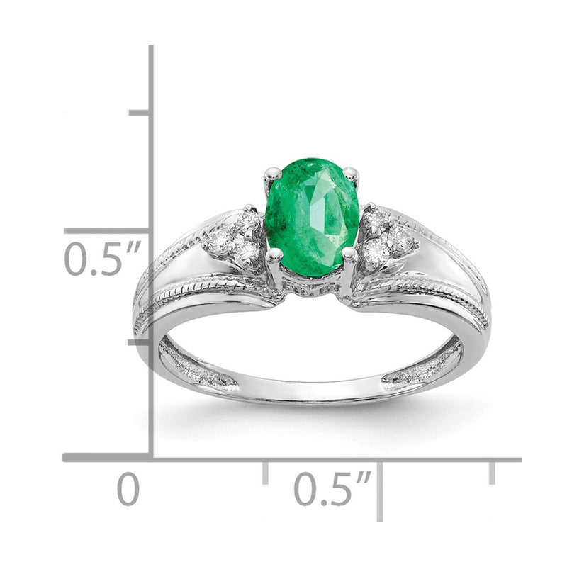 14k White Gold 7x5mm Oval Emerald AAA Diamond ring