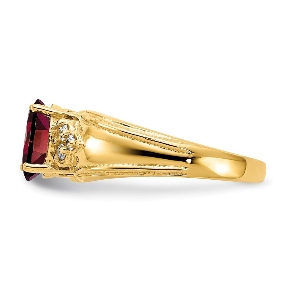 14k Yellow Gold 8x6mm Oval Garnet VS Diamond ring