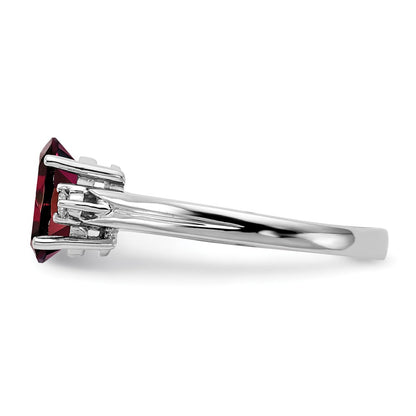 14k White Gold 8x6mm Oval Garnet AAA Diamond ring