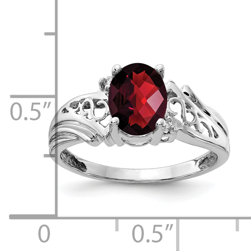14k White Gold 8x6mm Oval Garnet Checker VS Diamond ring