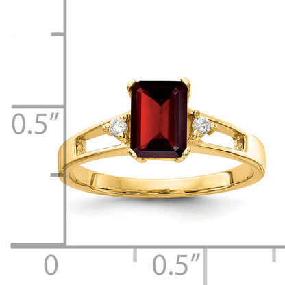 14K Yellow Gold 7x5mm Emerald Cut Garnet A Real Diamond ring