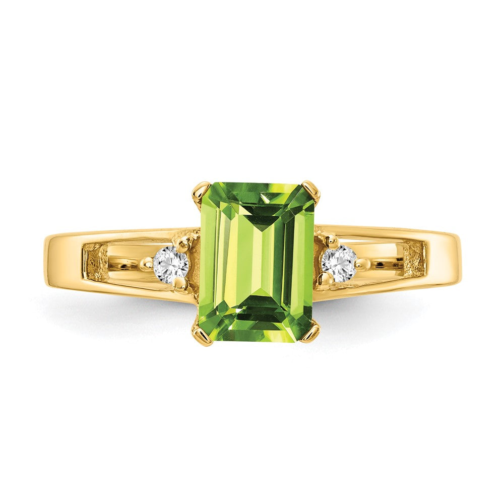 14K Yellow Gold 7x5mm Emerald Cut Peridot A Real Diamond ring