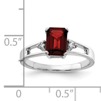 14k White Gold 7x5mm Emerald Cut Garnet A Real Diamond ring
