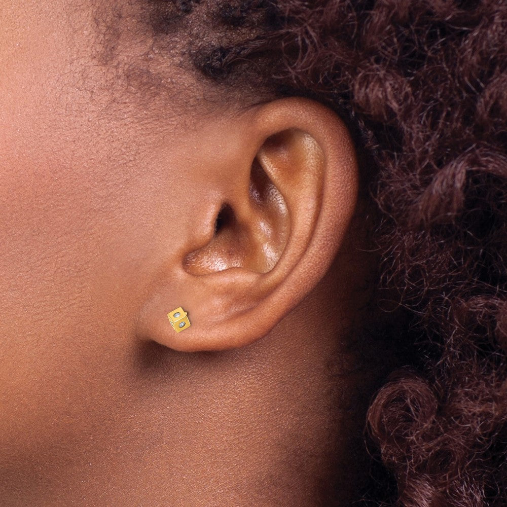 14K Yellow Gold Polished Cz Cube Post Earrings