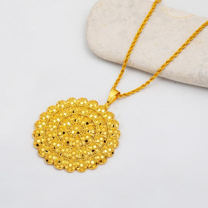 22K Yellow Gold Light Circle Necklace
