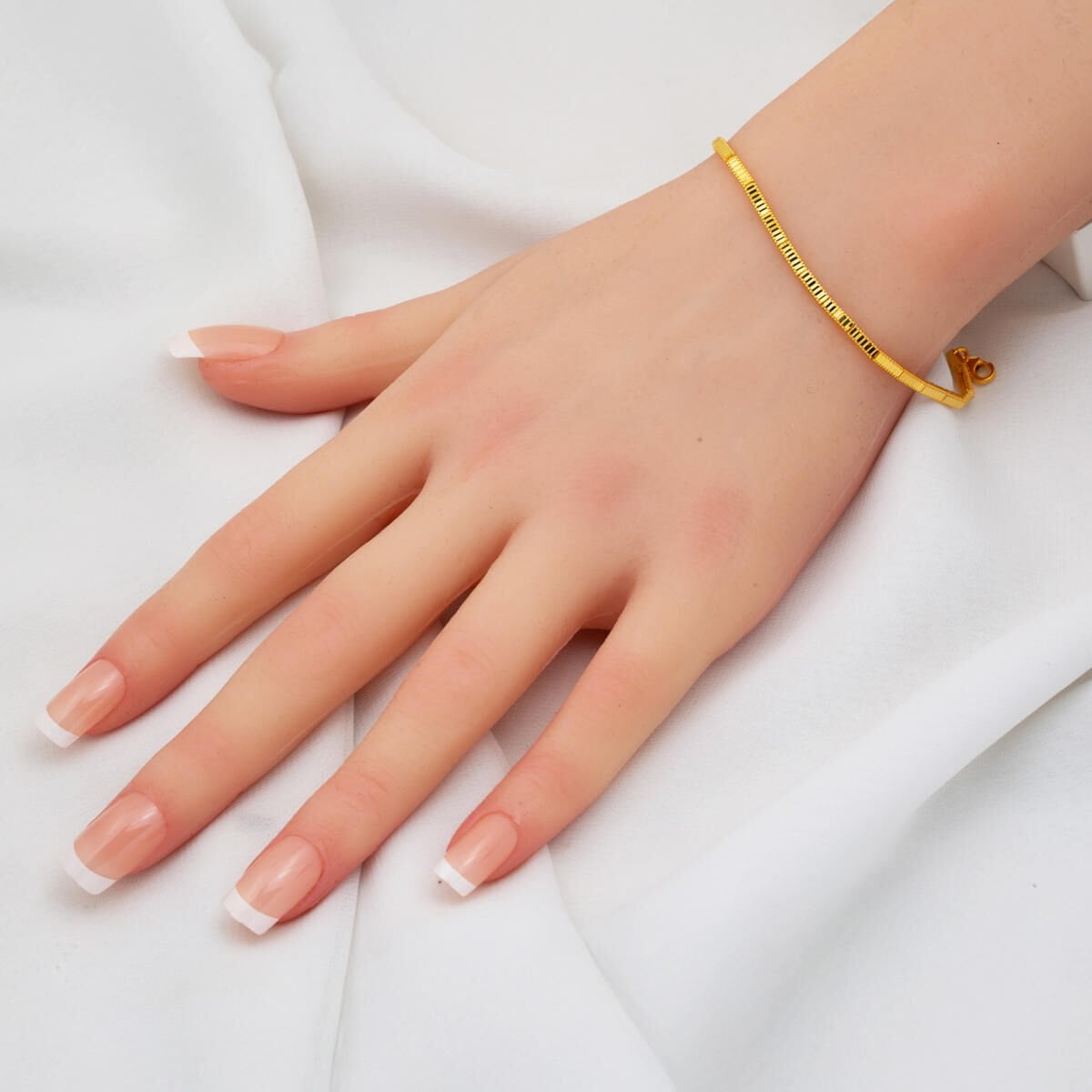 14K Yellow Gold Sparkling Ajda Bracelet