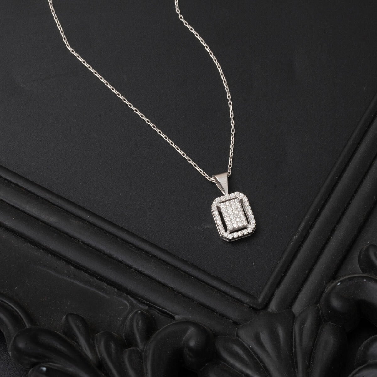 14K White Gold 0.23 Ct Square-Cut Diamond Necklace