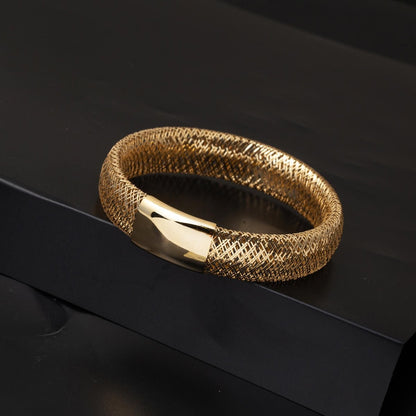 14K Yellow Gold Flexible Italian Bracelet (6.72 g)