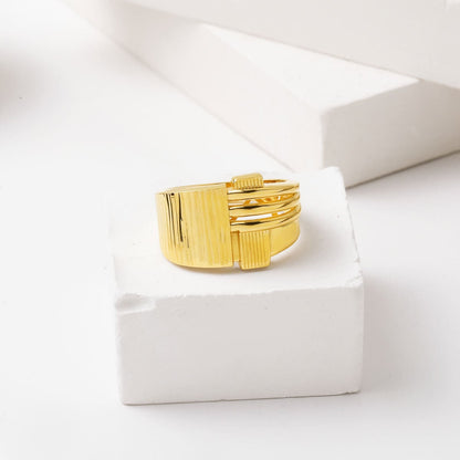14K Yellow Gold Halo Hand Engraved Ring