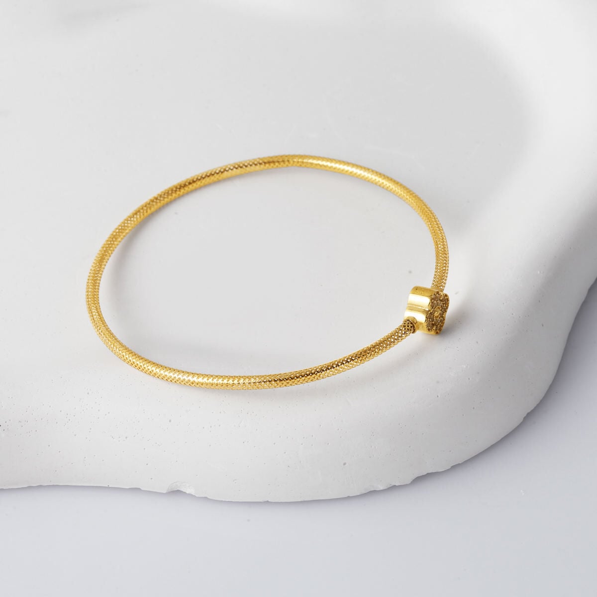 14K Yellow Gold Italian Clover Flexible Cubic Zirconia Bracelet