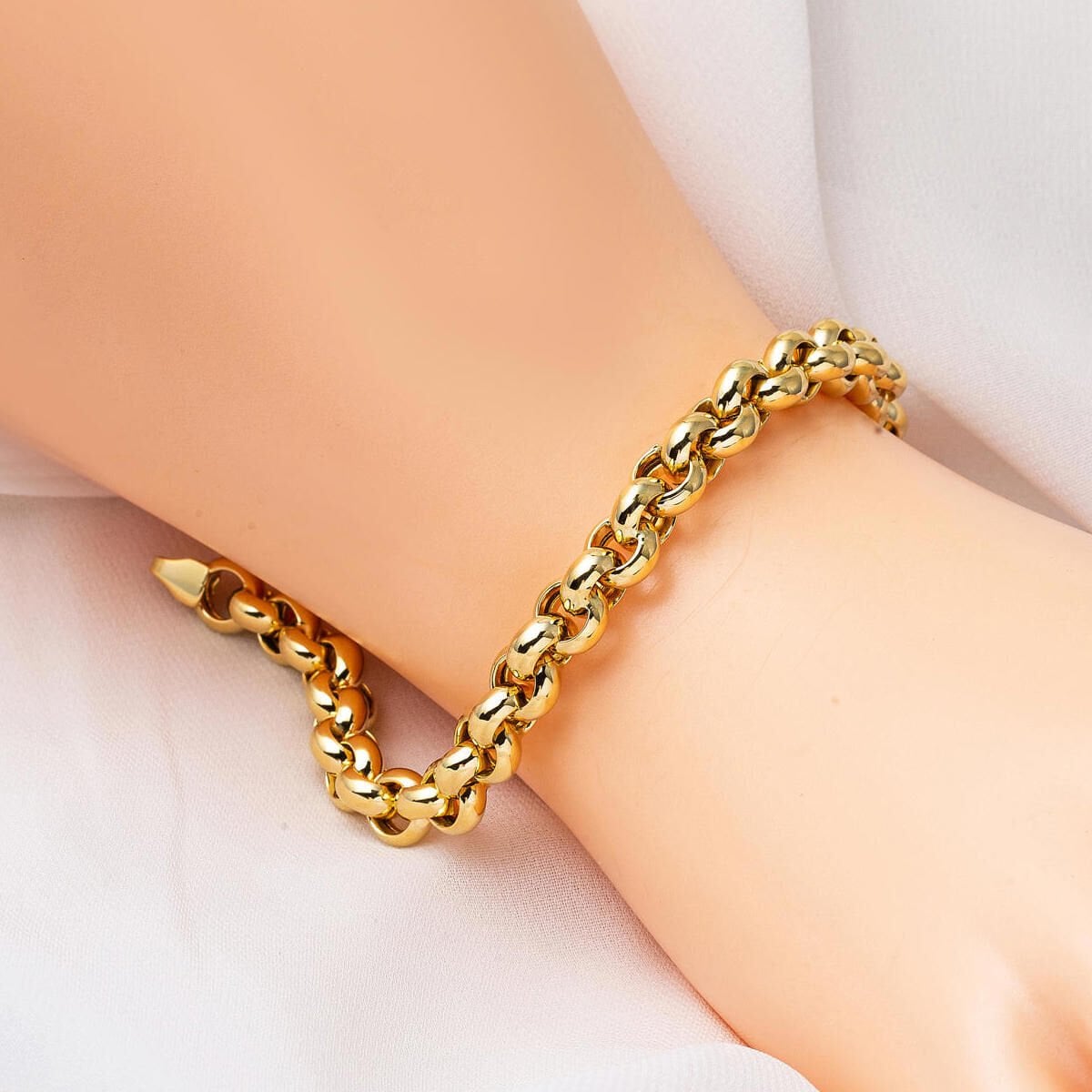 14K Yellow Gold Hoop Minimalist Bracelet