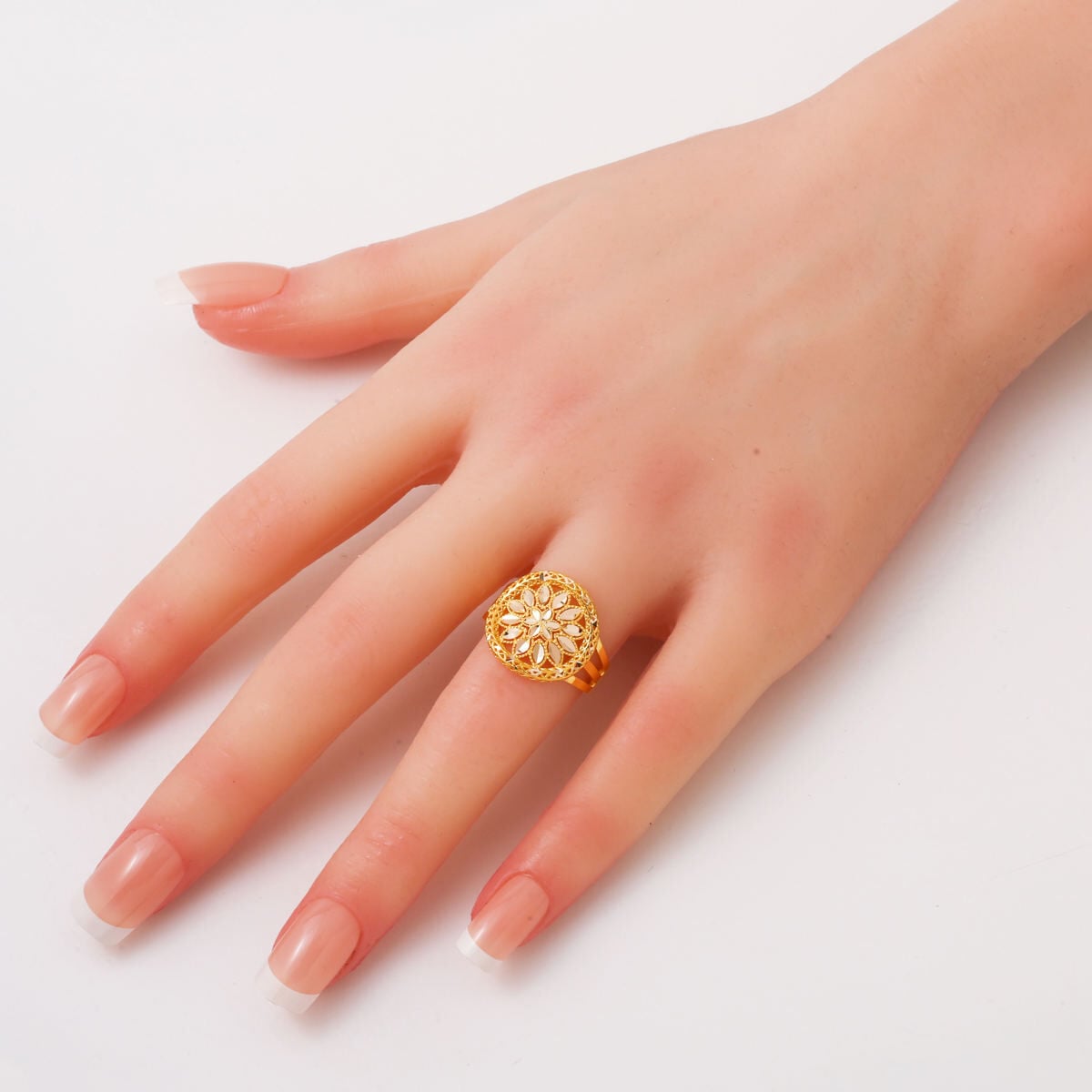 14K Yellow Gold Sparkling Star Flower Ring