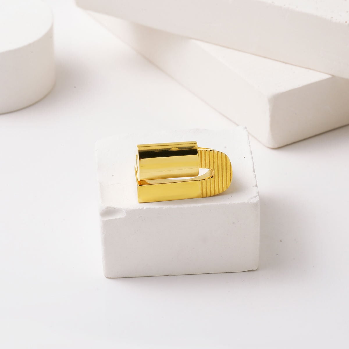 14K Yellow Gold Geometric Striped Ring