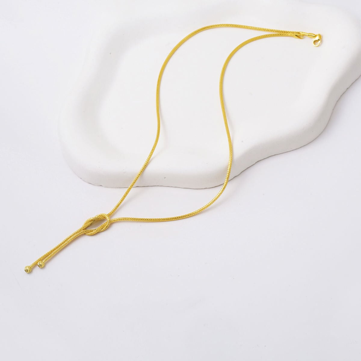 14K Yellow Gold Knot Woven Link Chain Necklace