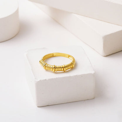 14K Yellow Gold Minimalist Design Ring
