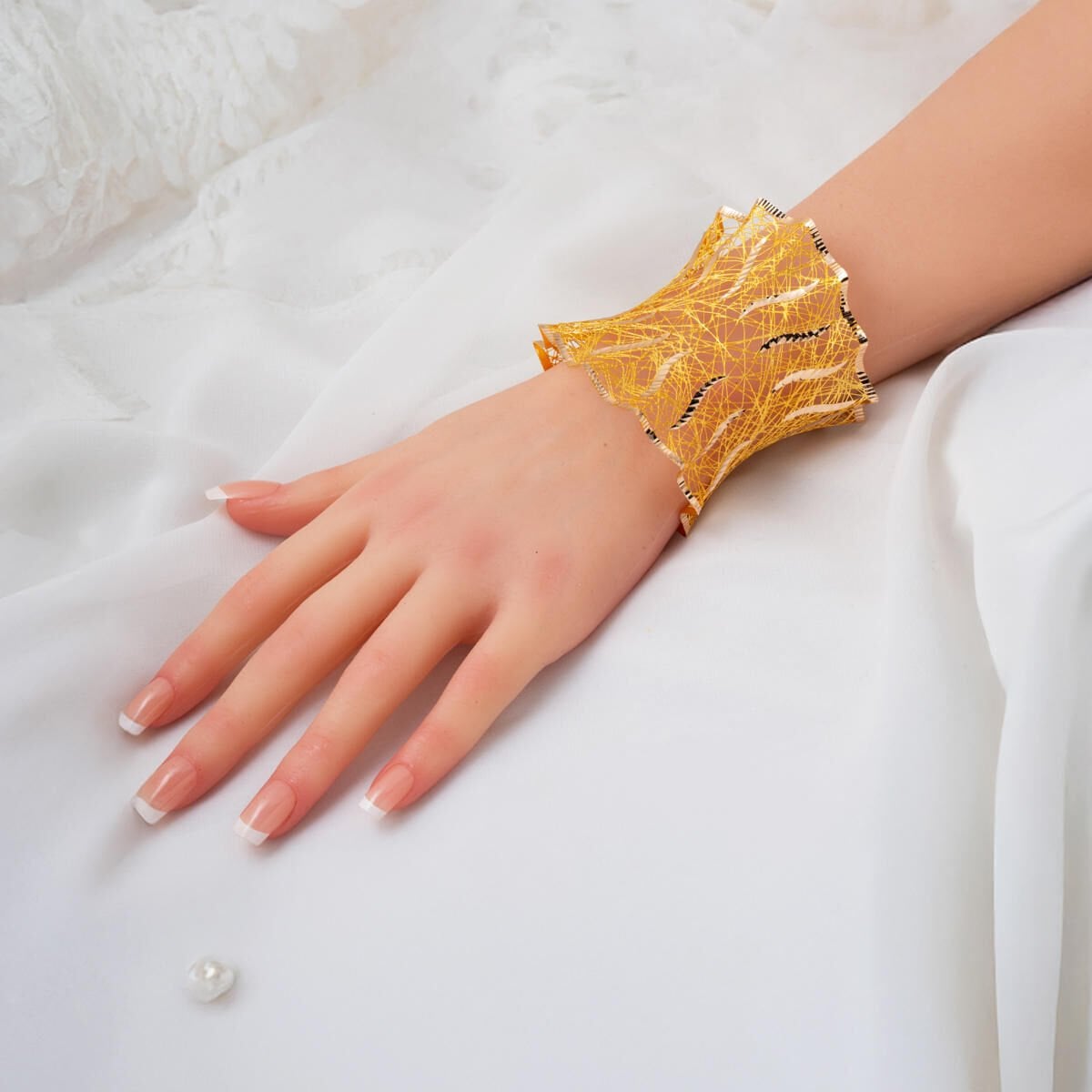 14K Yellow Gold Filigree Mardin Hinged Cuff Bangle