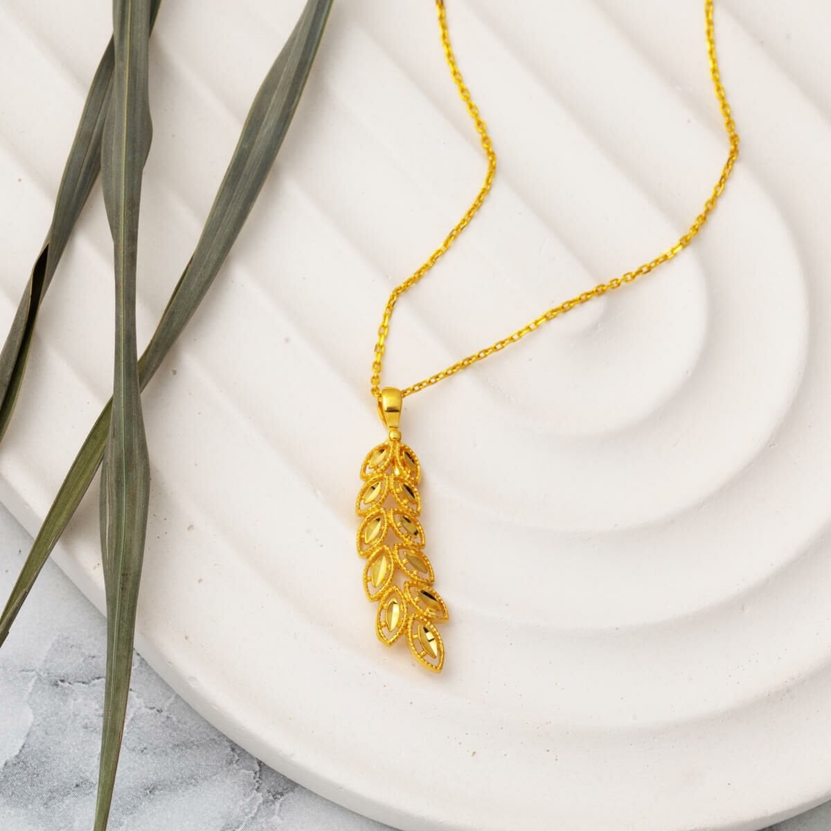 22K Yellow Gold Wheat Chain Necklace