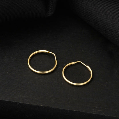 14K Yellow Gold 1.5 cm Diameter Hoop Earrings (1.1 g)