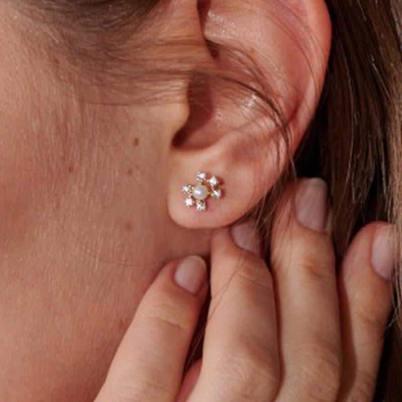 14K Yellow Gold Angers Pearl Earrings