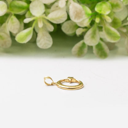 14K Yellow Gold Crescent and Star Necklace (2.18 g)