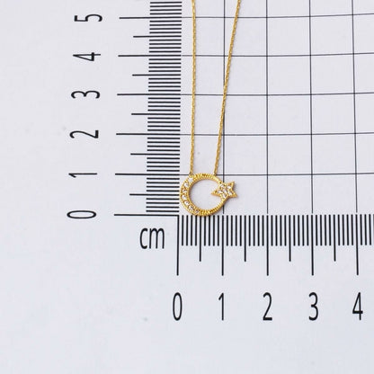 14K Yellow Gold Crescent and Star Necklace (1.73 g)
