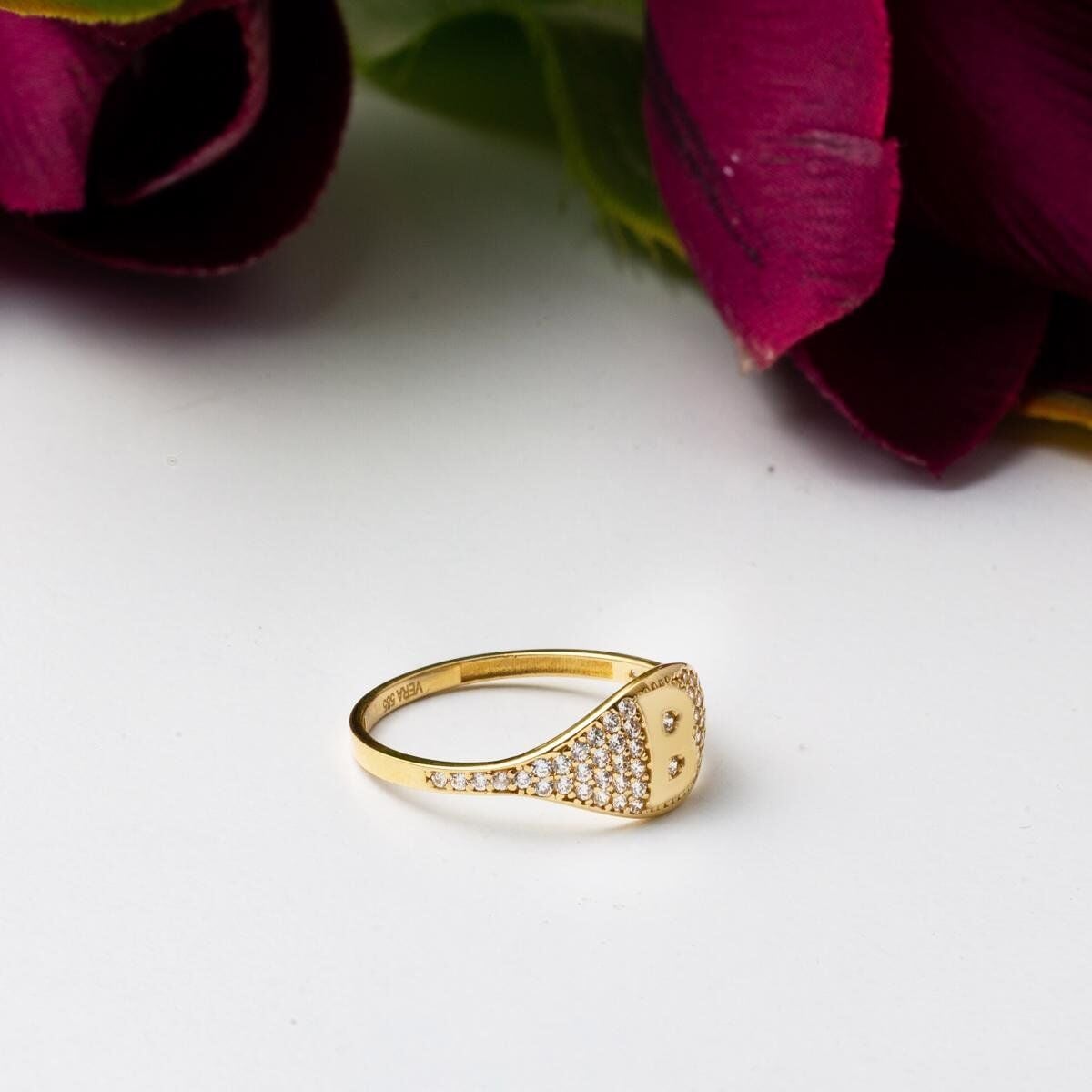 14K Yellow Gold Initial B Cubic Zirconia Ring (1.4 g)